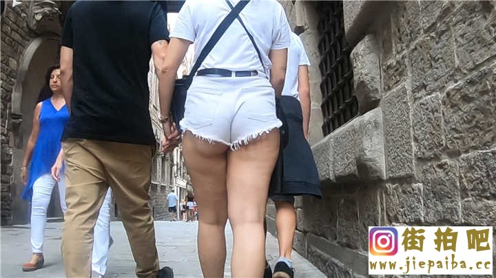 1579355d1546616447_fat_ass_white_shorts_image_07_.jpg