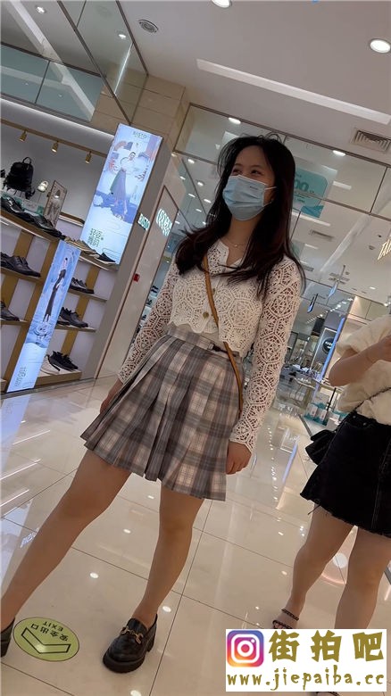 11 (9).jpg