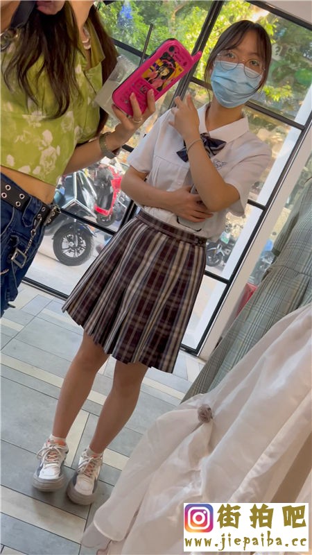 11 (11).jpg