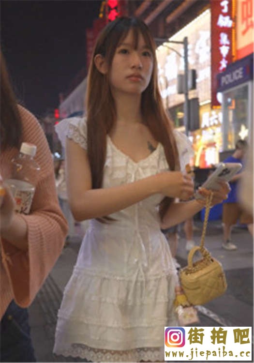 11 (19).jpg