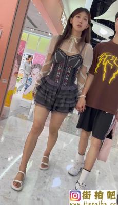 2025年7月KFC最新街拍美女视频[MP4/21G]