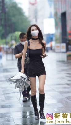 街拍黑色热裤性感身材大长腿极品美女 套图+视频[MP4/1.87G]